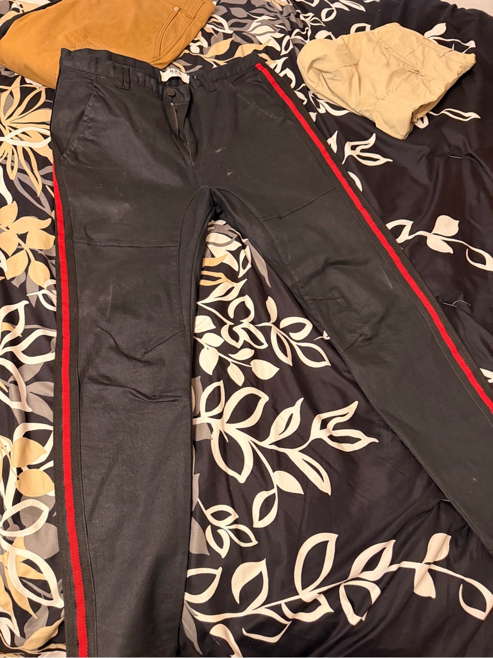 NXP / Nena & Pasadena side-stripe pants.
